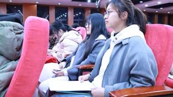 56b7f94d563cfeb26a5dd48a05968eb3