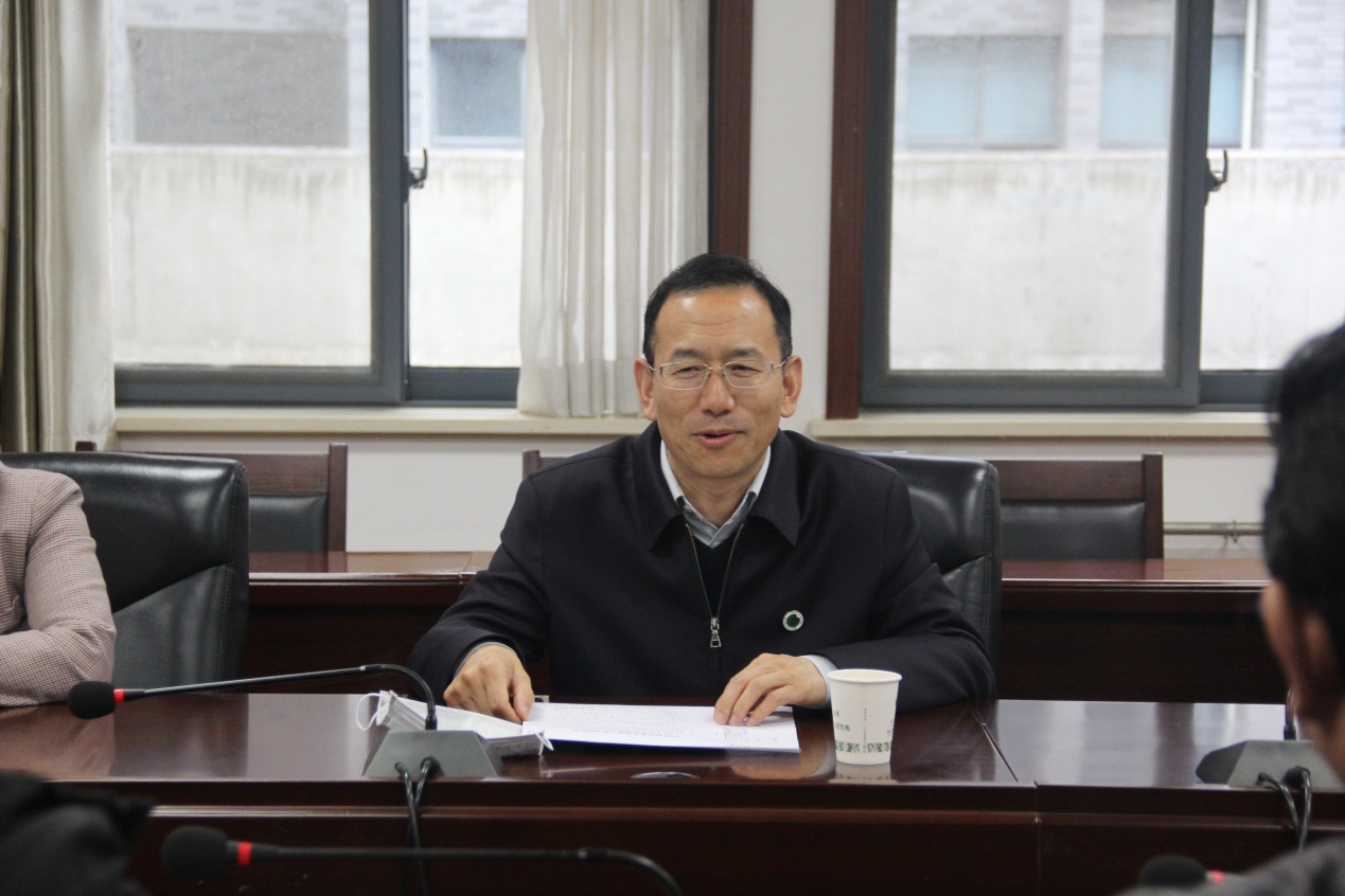 40cdb089794f4a7684d92d8b1821935c.jpg 40cdb089794f4a7684d92d8b1821935c.jpg