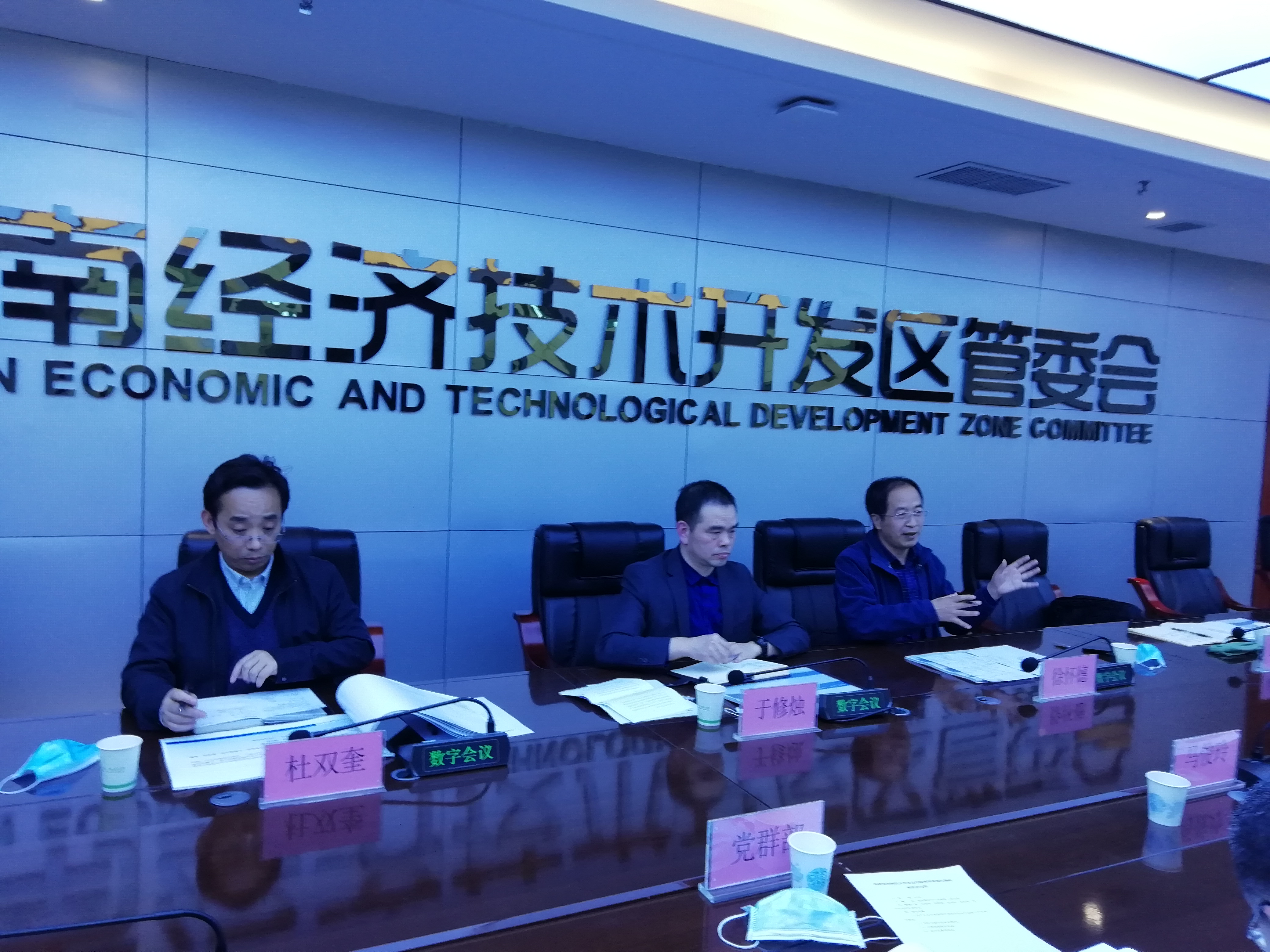 a39b6a67ba6b49e88769f68e285d4915.jpg a39b6a67ba6b49e88769f68e285d4915.jpg