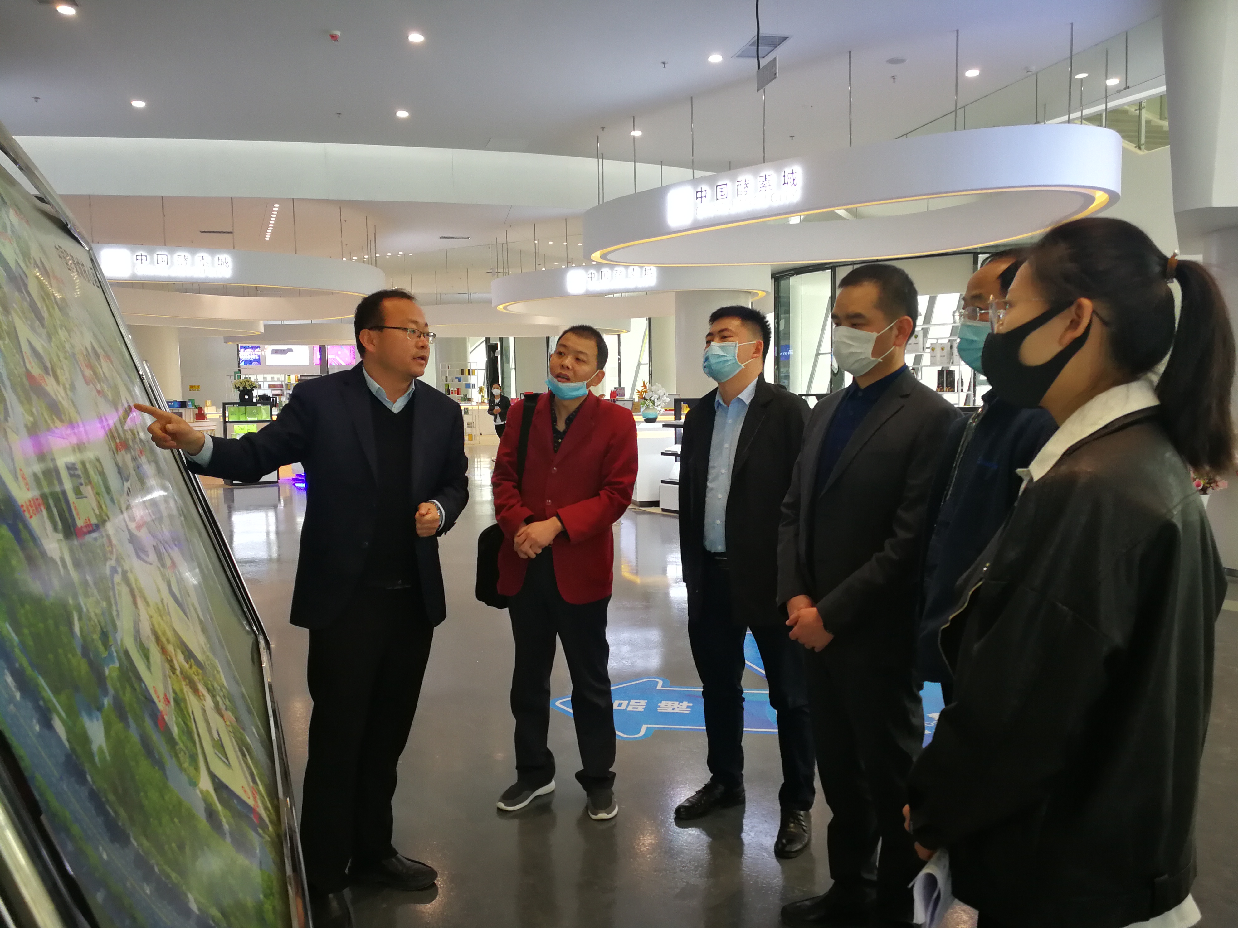 dec7e0b41be945bf82556b9b5cc48b68.jpg dec7e0b41be945bf82556b9b5cc48b68.jpg