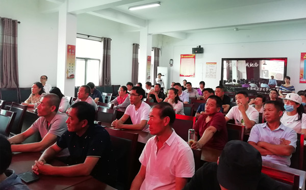 d0251edc679f496f981a91c51b6a4385.jpg 培训现场_副本.jpg