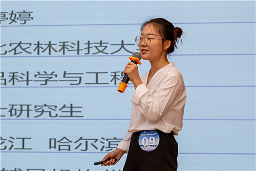 936c6439773d49a7a45d021b49158741.jpg 简历_副本.jpg