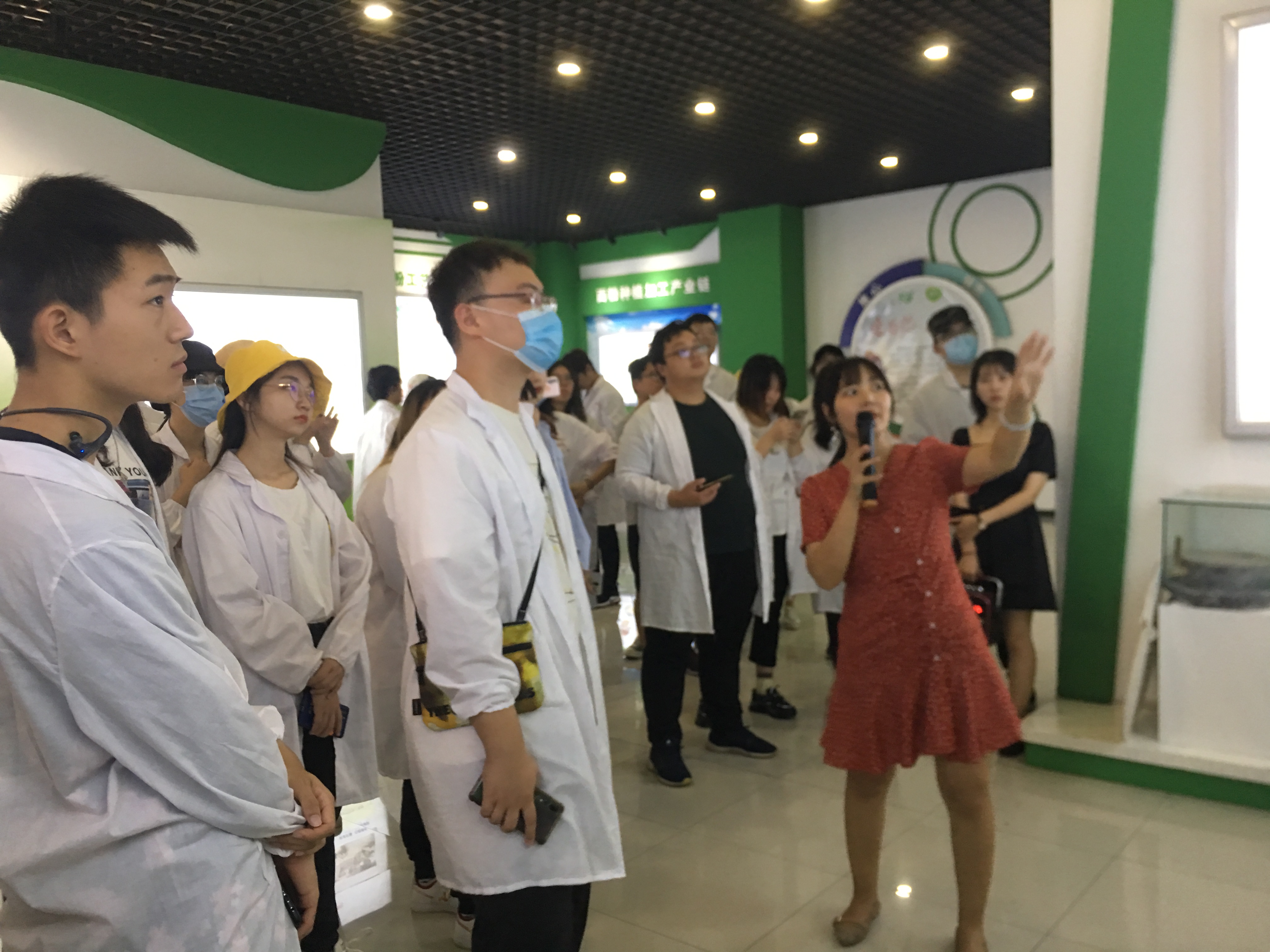 f2da6560a53949668fb9d143b4bc6494.jpg f2da6560a53949668fb9d143b4bc6494.jpg