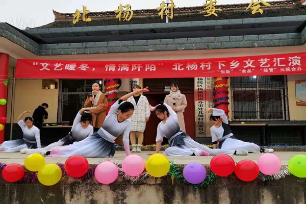 27feab9c02e4471e8726fe6a7ff62484.jpg 4.jpg